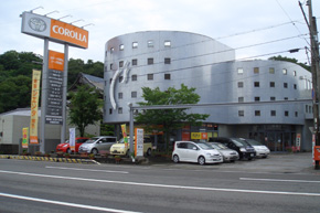 トヨタカローラ和歌山(株)　シーズ秋葉山店