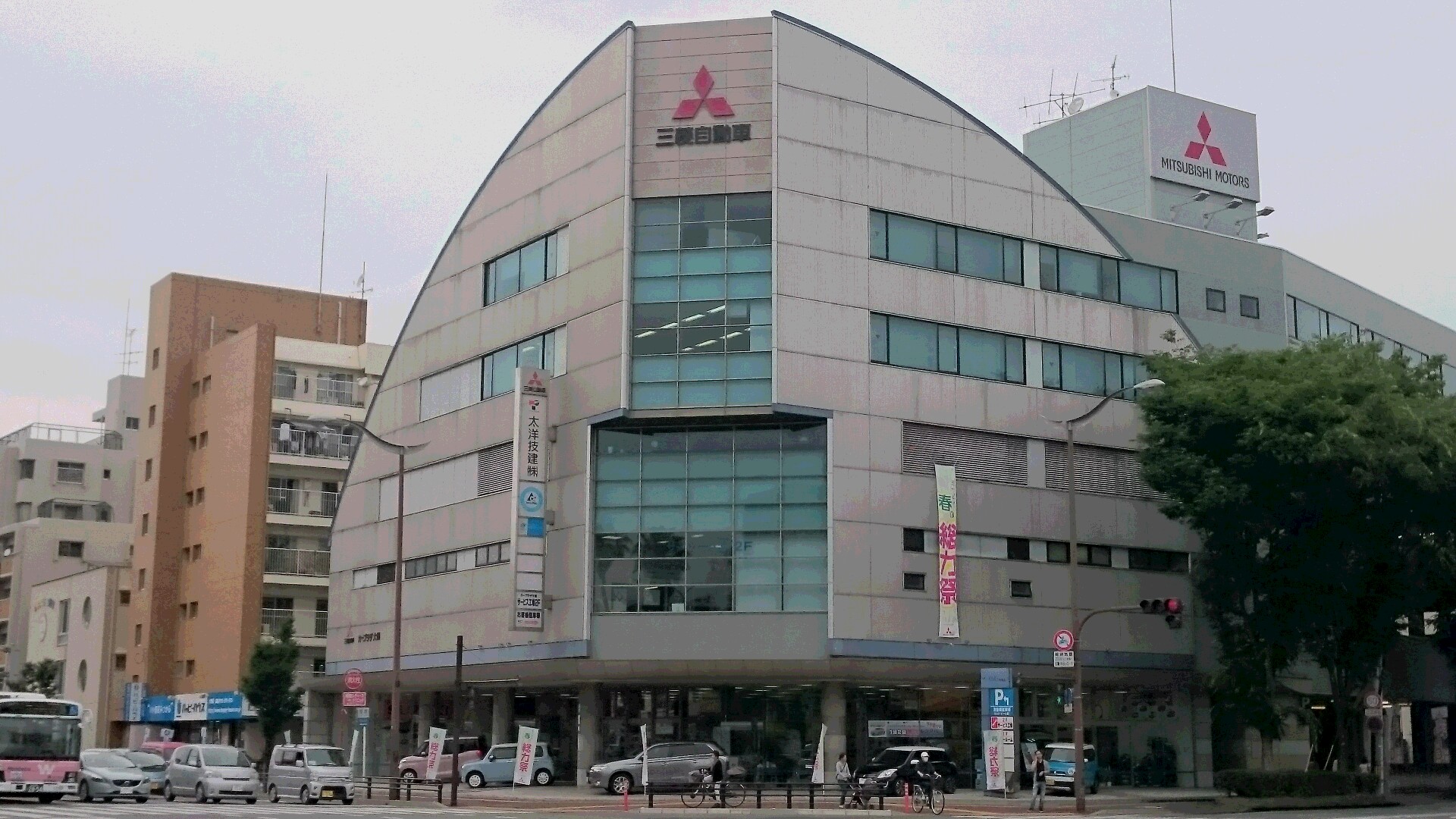 九州三菱自動車販売(株)　大橋店